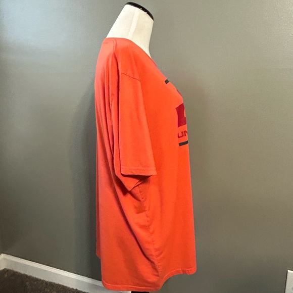 Under armor, heat gear, short sleeve T-shirt, 2X - Picture 3 of 8